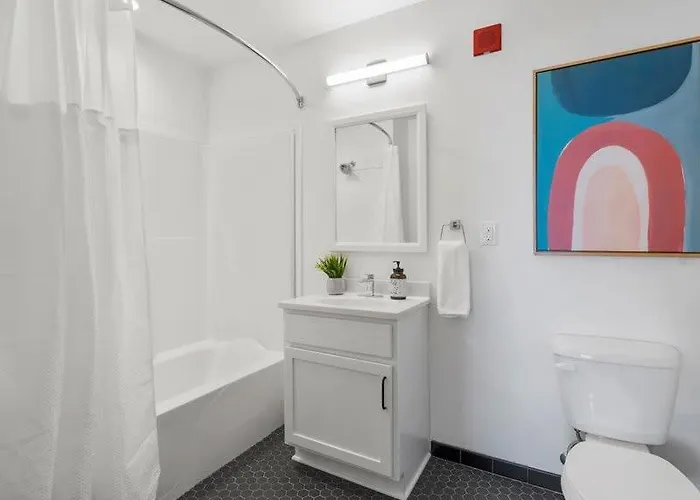 Apartment Cozysuites Modern 2br, Downtown *