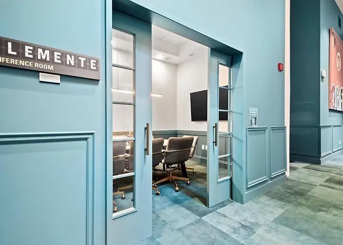 Cozysuites Modern 2br, Downtown