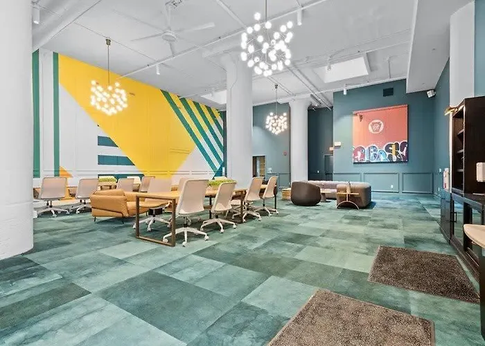 Cozysuites Modern 2br, Downtown